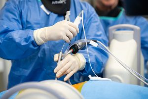 Read more about the article List of Endoscopic Spine Surgeons